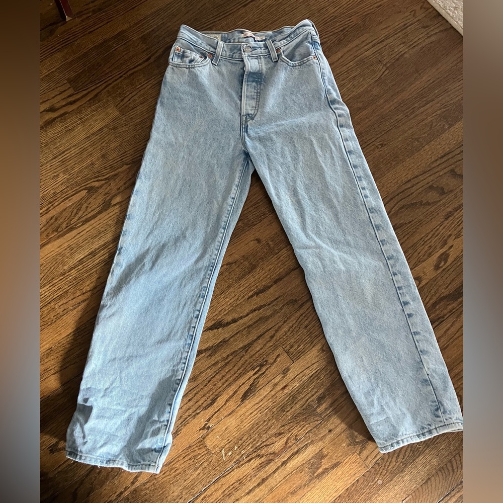 Levi’s Ribcage Straight Ankle, size 25.
